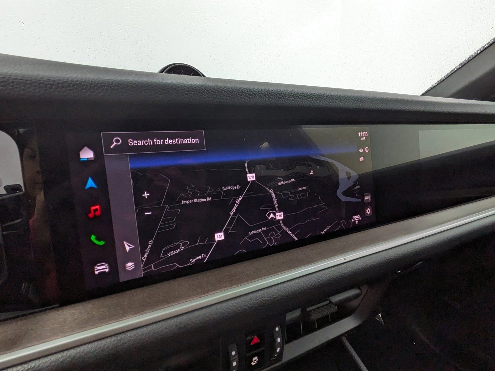 Used 2025 Porsche Cayenne S image 16