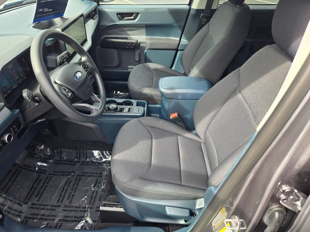 Certified 2025 Ford Maverick XL w/ Equipment Group 102A AWD/4WD image 19