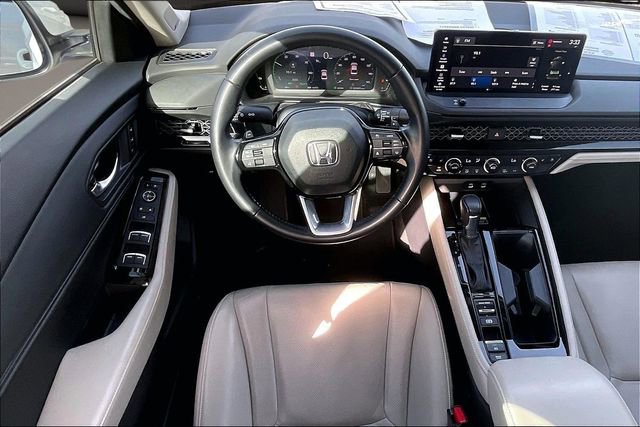 Used 2023 Honda Accord Touring image 5