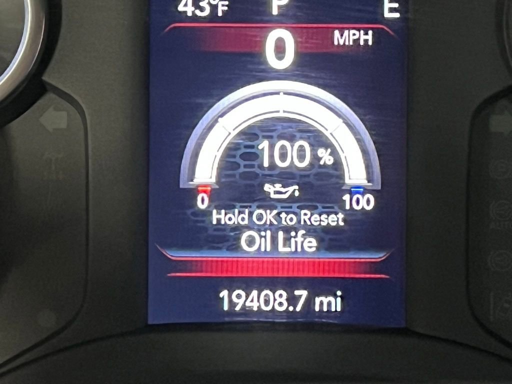 Used 2024 RAM 2500 Big Horn w/ Bed Utility Group image 14