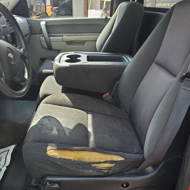 Used 2013 Chevrolet Silverado 3500 W/T image 17