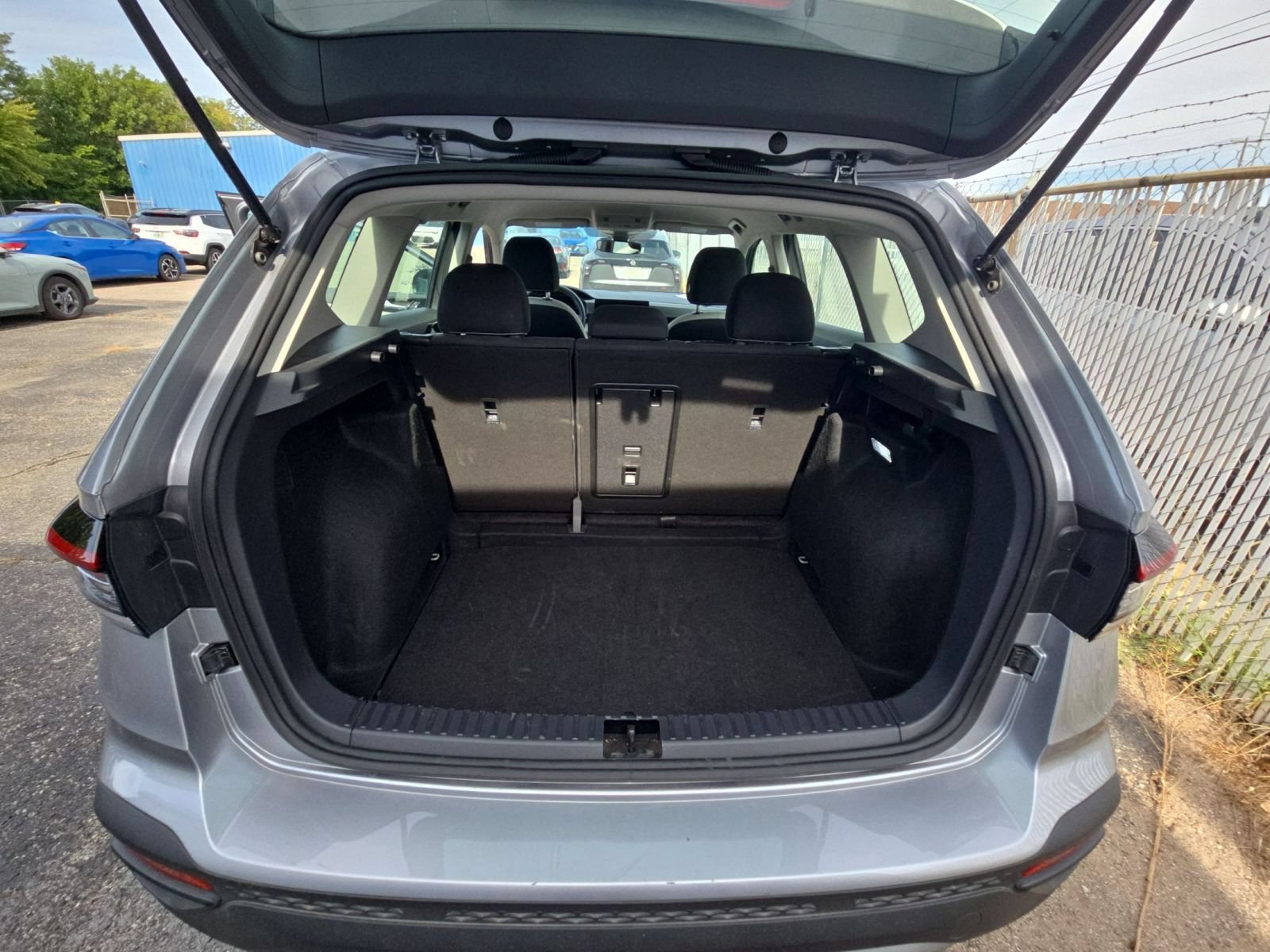 Used 2026 Volkswagen Taos S FWD image 12