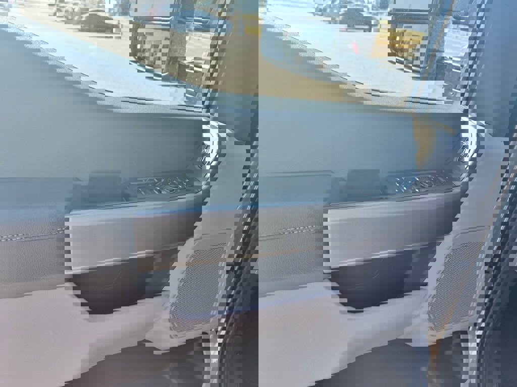 New 2026 Ford F250 XLT image 17