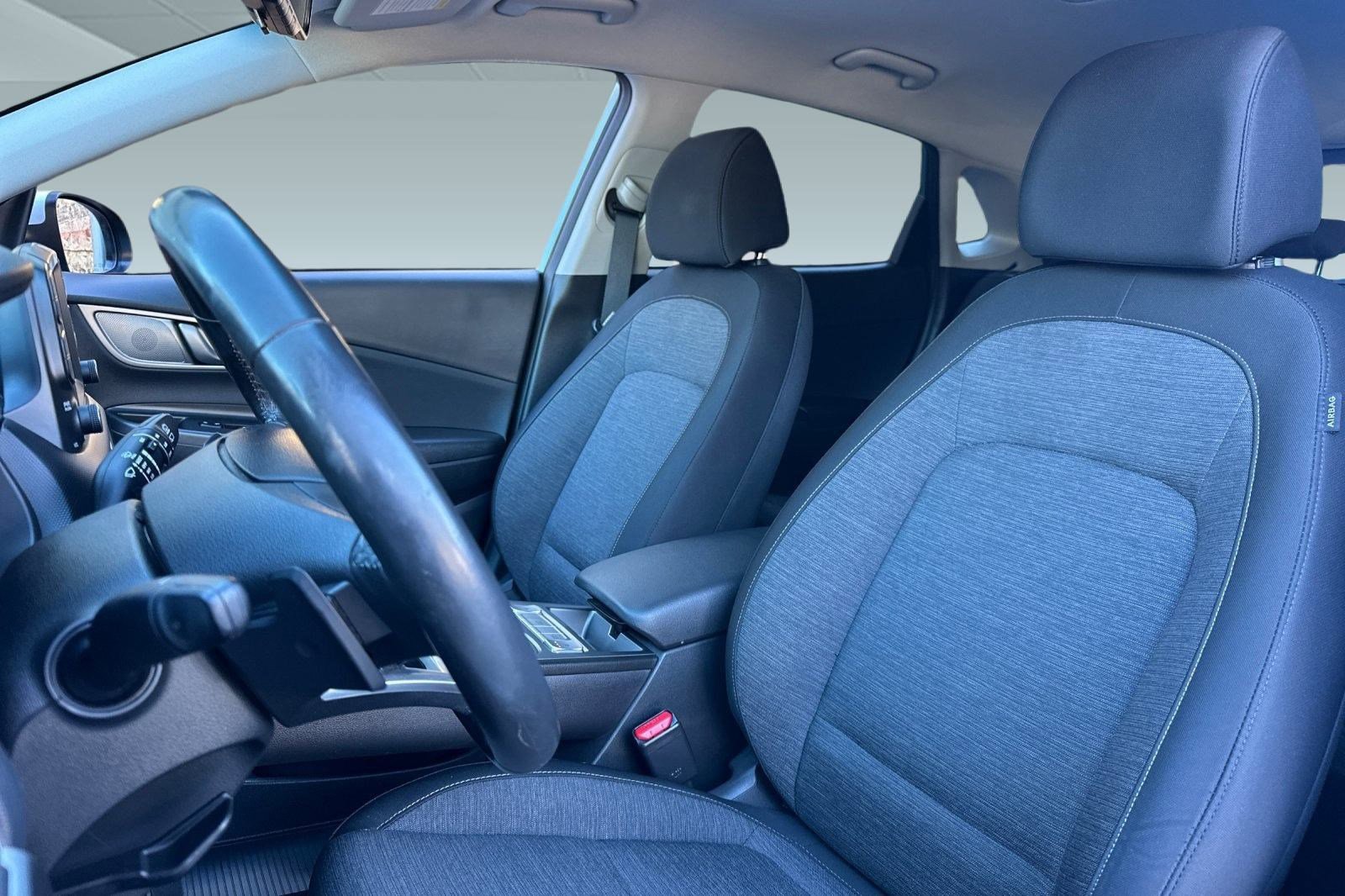 Used 2019 Hyundai Kona SEL image 21