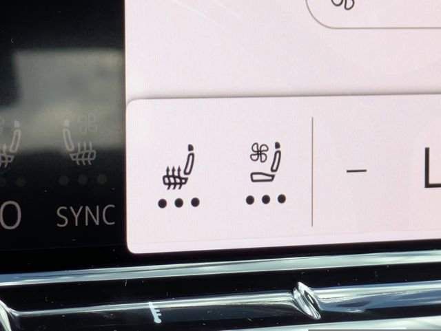 New 2026 Volkswagen Atlas SE image 24