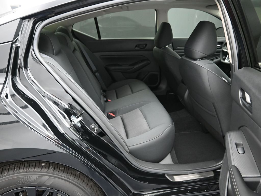 New 2025 Nissan Altima 2.5 SV w/ SV Special Edition Package FWD image 25