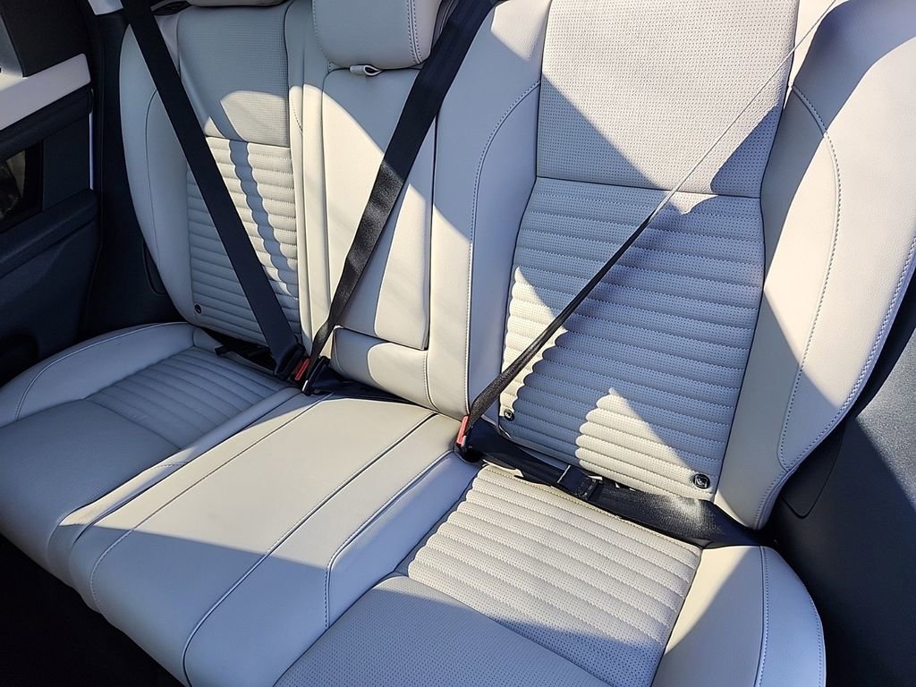 Certified 2025 Land Rover Discovery Sport S image 25