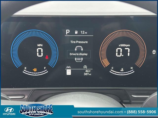 Certified 2025 Hyundai Kona SE image 25