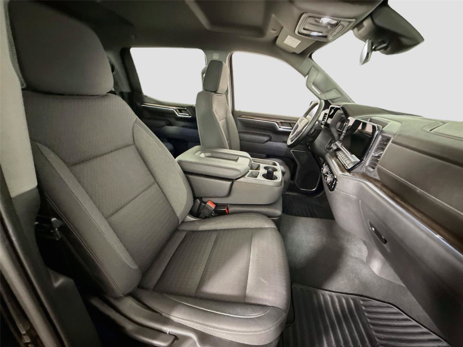 Used 2023 Chevrolet Silverado 1500 LT AWD/4WD image 20