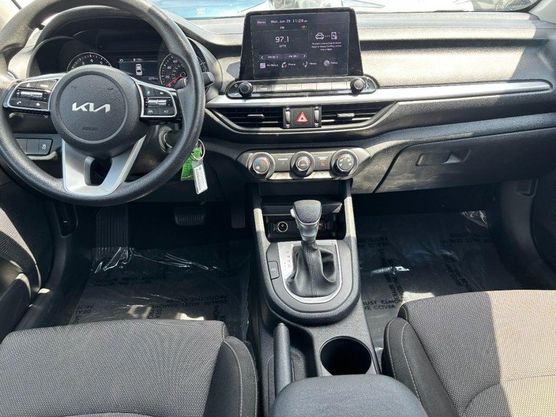 Used 2024 Kia Forte LXS FWD image 11