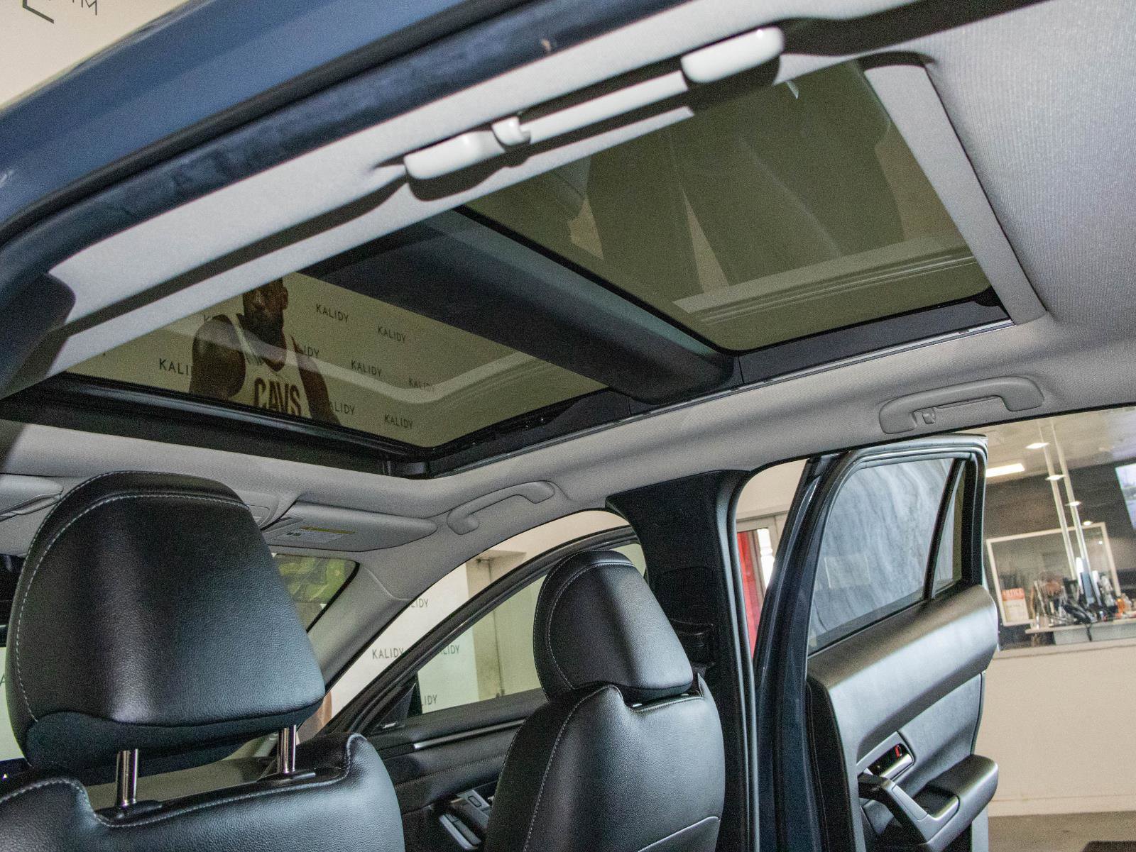 Used 2025 MAZDA CX-50 AWD 2.5 S w/ Premium Plus Pkg image 13