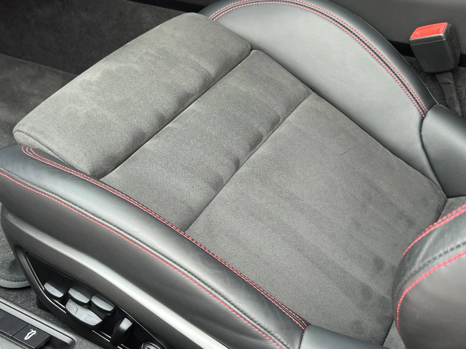 Certified 2022 Porsche 911 GT3 RWD image 37