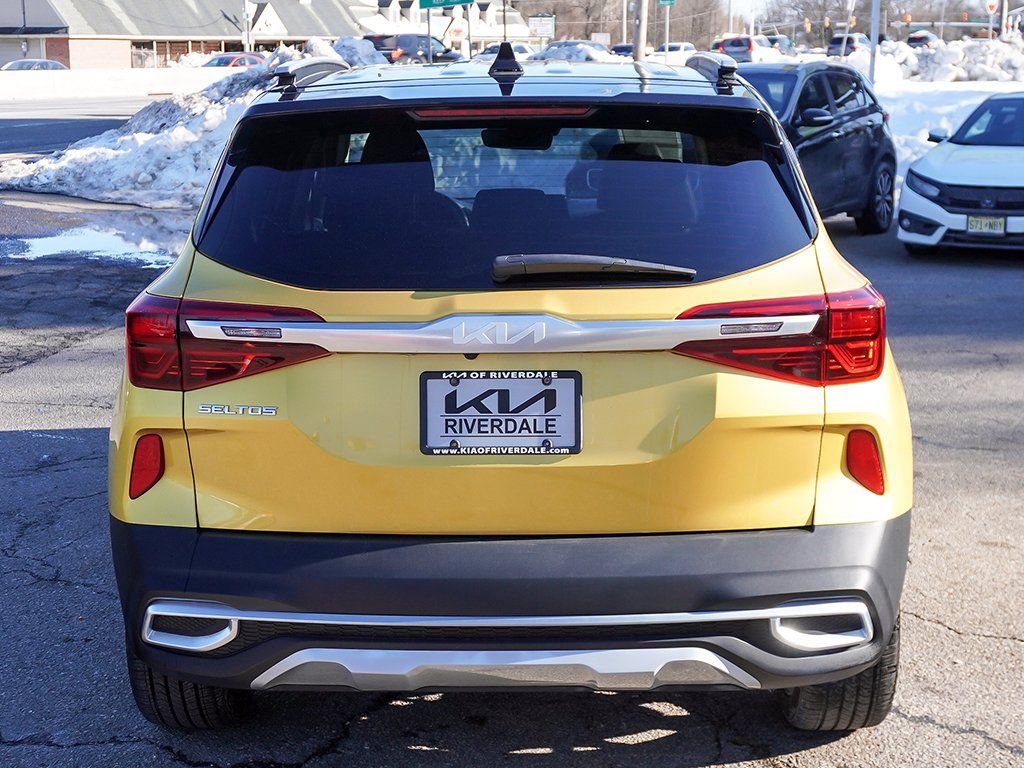 Used 2023 Kia Seltos SX image 13