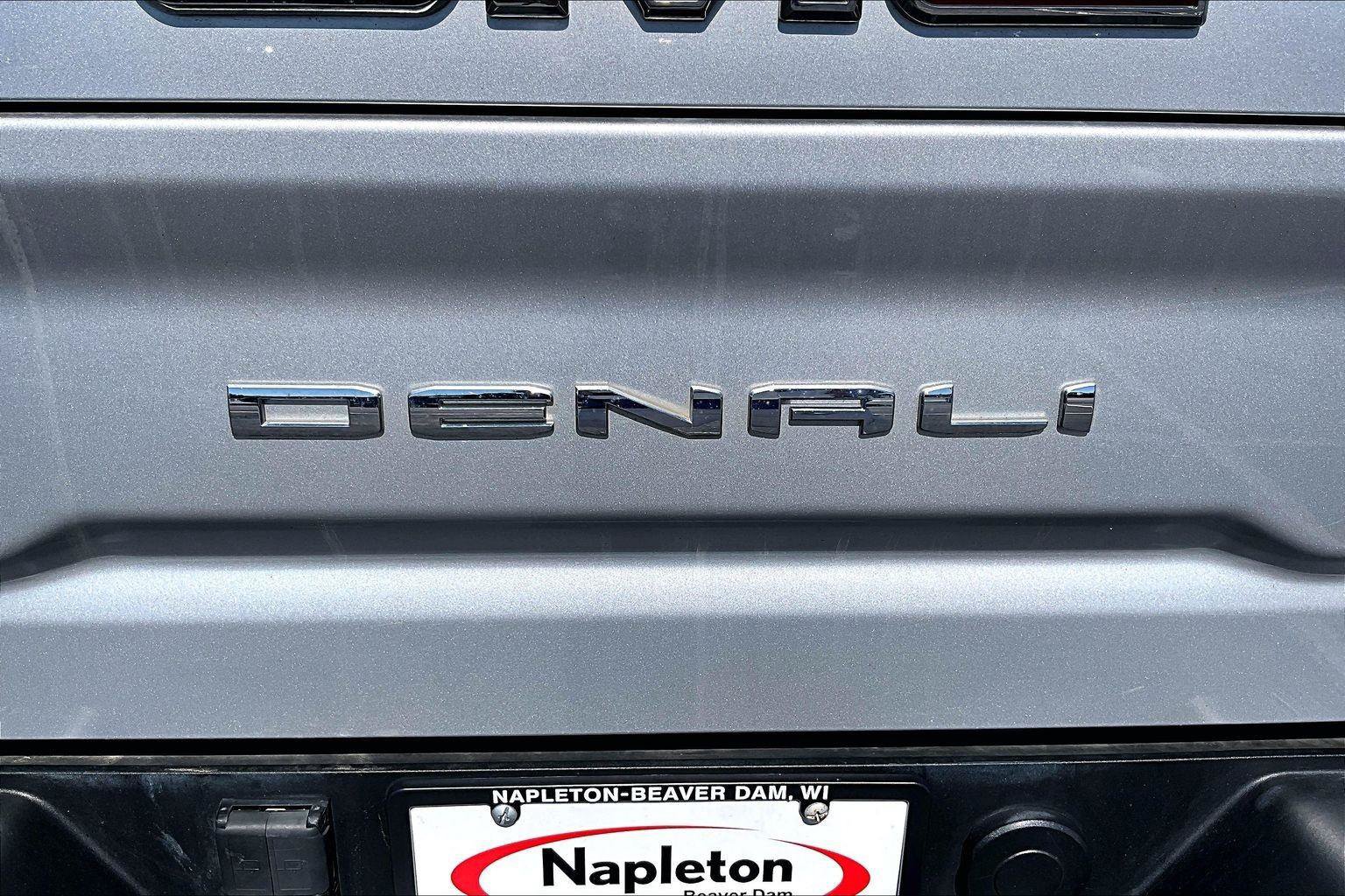 Used 2021 GMC Sierra 2500 Denali AWD/4WD image 8