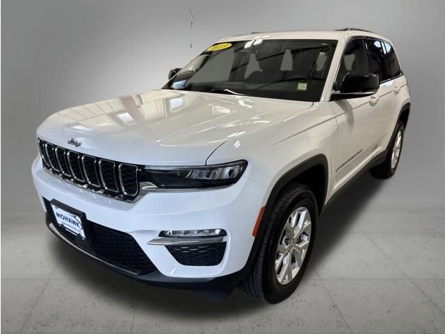Used 2023 Jeep Grand Cherokee Limited AWD/4WD image 1