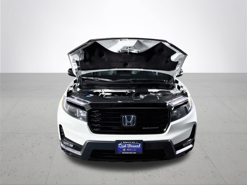 Used 2025 Honda Passport Black Edition image 23