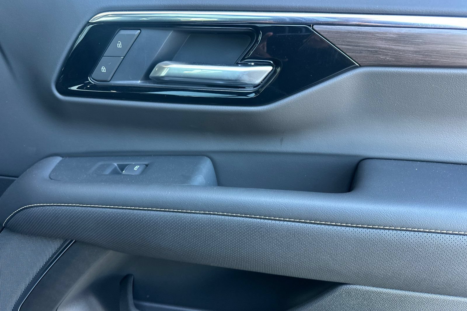 New 2026 Chevrolet Tahoe Premier RWD image 20