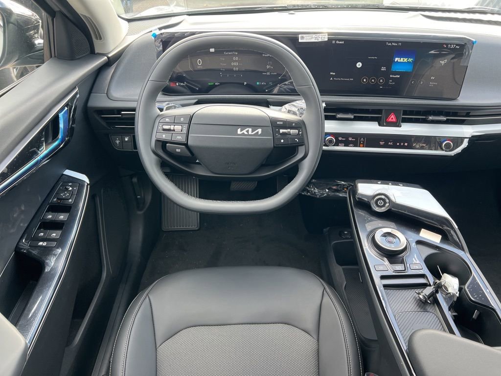 New 2025 Kia EV6 Light w/ Light LR Technology Package image 10