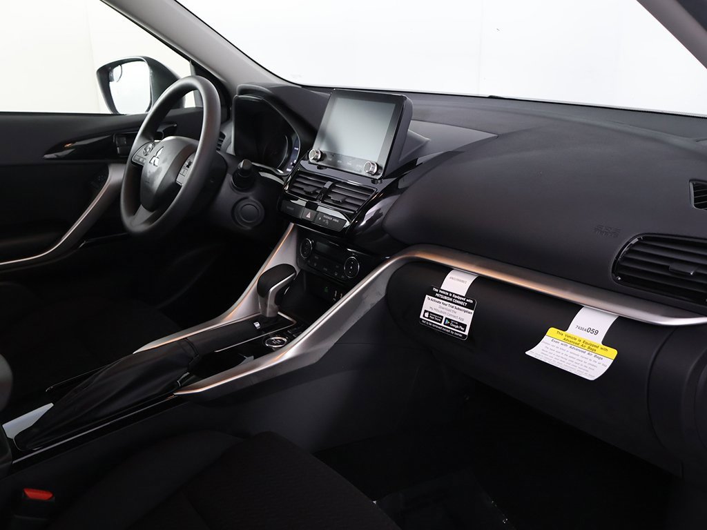 New 2025 Mitsubishi Eclipse Cross LE image 24