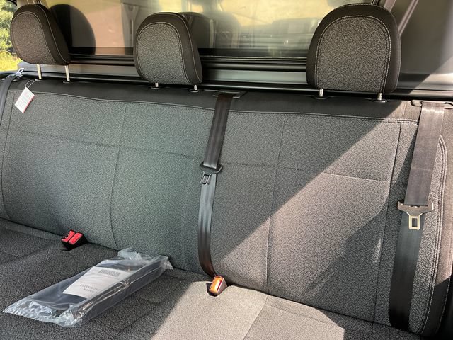 New 2026 RAM ProMaster 3500 w/ Crew Van Package FWD image 16