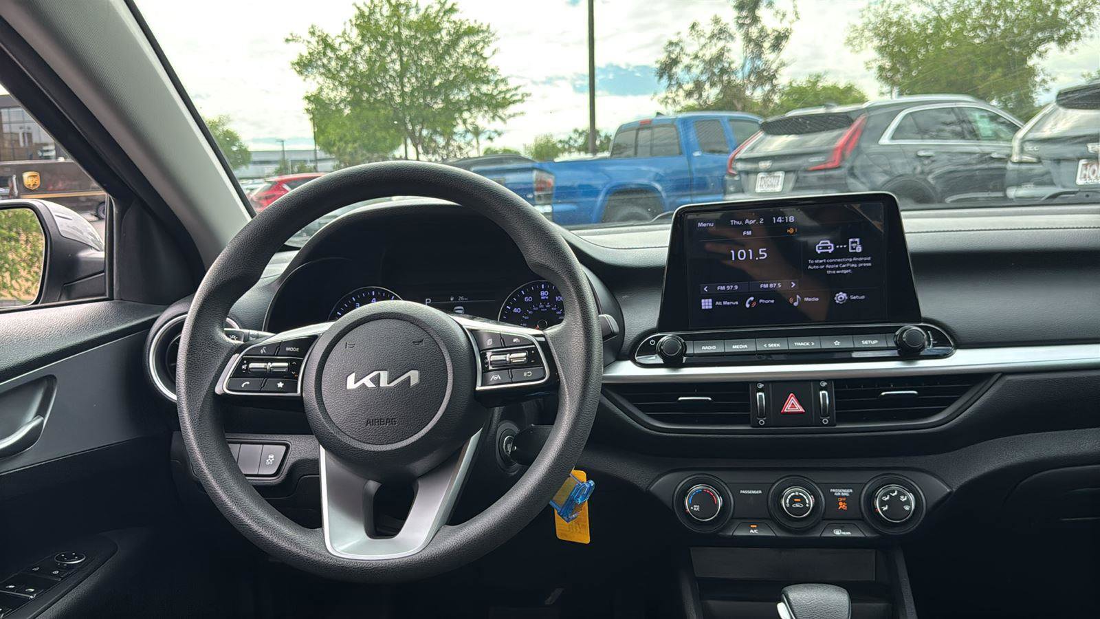 Used 2023 Kia Forte LXS w/ LXS Technology Package image 7