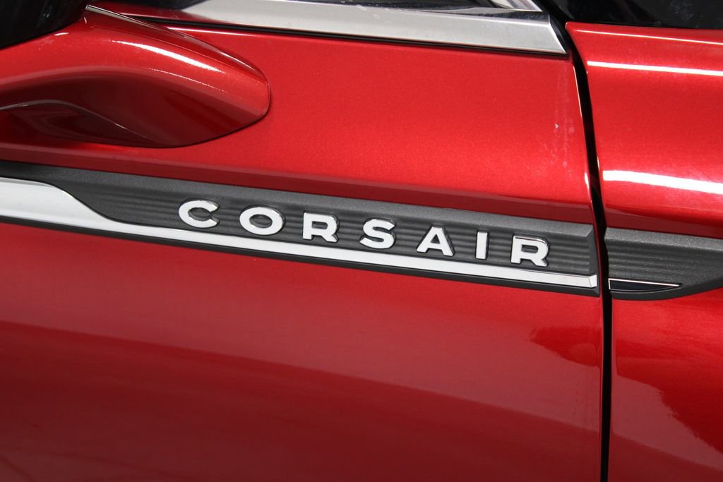 Used 2022 Lincoln Corsair AWD w/ Equipment Group 101A image 11