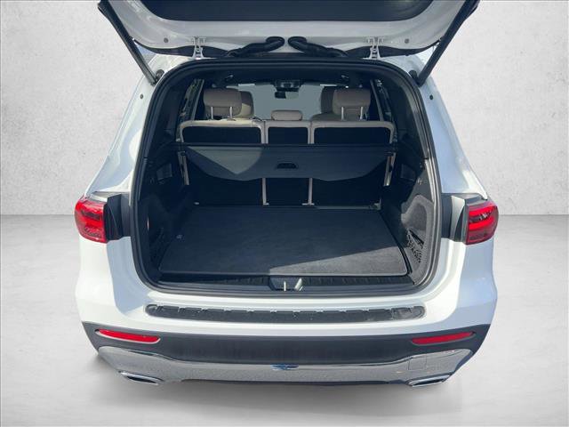 Used 2025 Mercedes-Benz GLB 250 4MATIC image 6