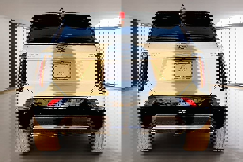 New 2026 Cadillac Optiq Sport 2 image 4