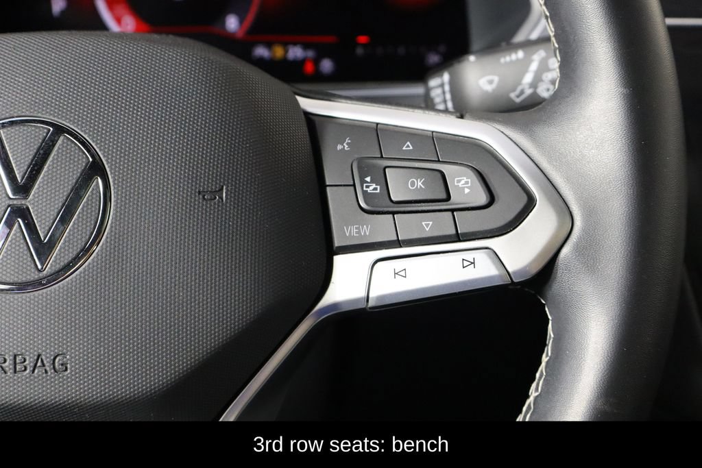 Used 2023 Volkswagen Tiguan SE R-Line FWD image 10