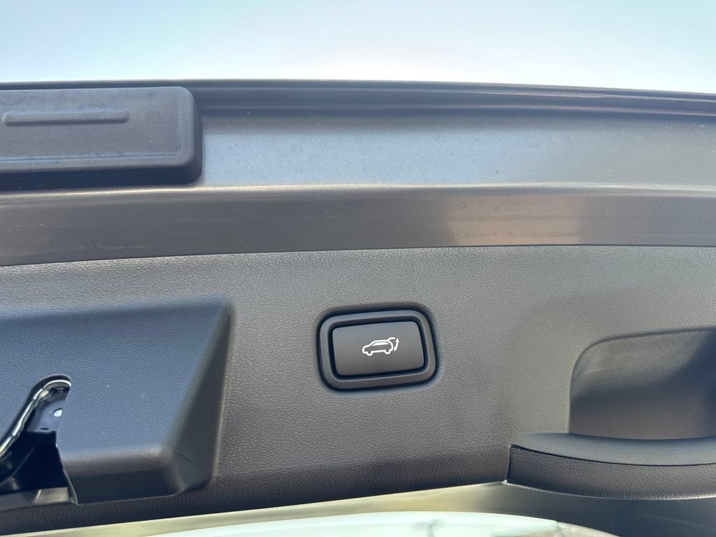 Certified 2026 Hyundai Tucson Limited AWD/4WD image 8