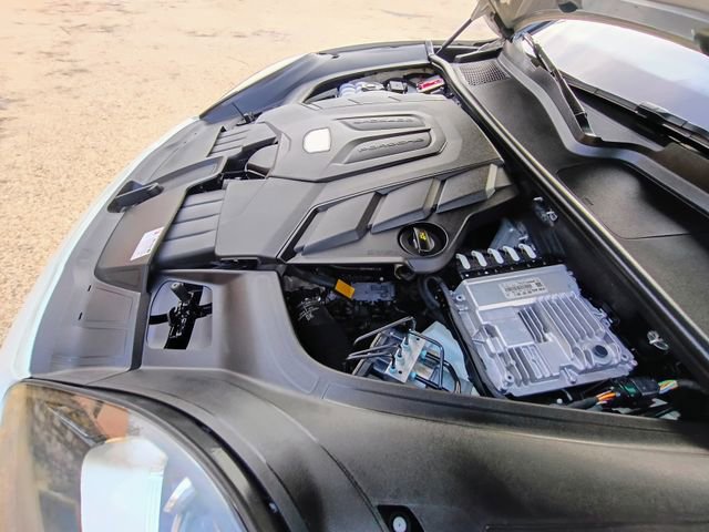 Used 2020 Porsche Cayenne image 73