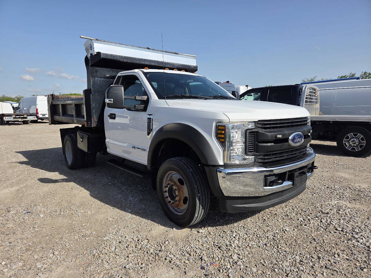 Used 2019 Ford F550 4x4 Regular Cab Super Duty image 8