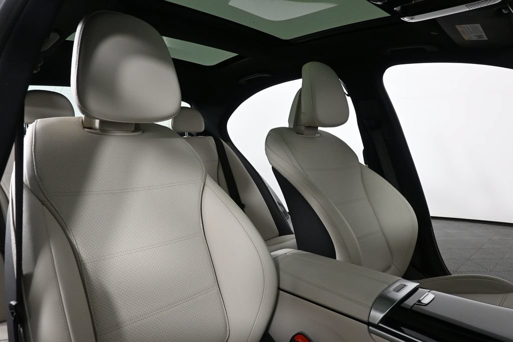 Certified 2022 Mercedes-Benz C 300 4MATIC Sedan image 20