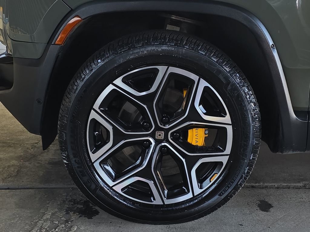 Used 2022 Rivian R1S Launch Edition image 22