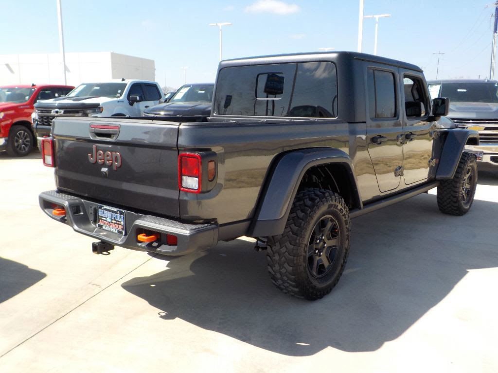 Used 2023 Jeep Gladiator Mojave image 16