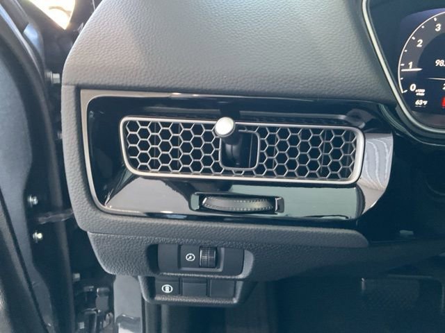 Used 2023 Honda Civic Touring image 9