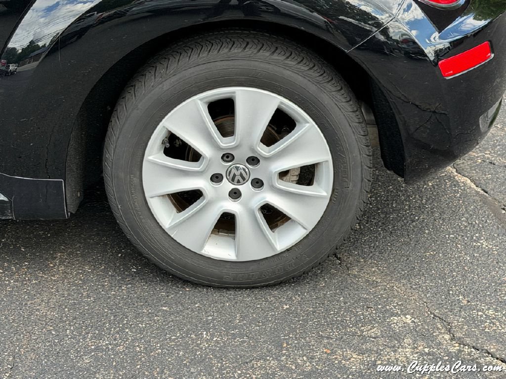 Used 2008 Volkswagen Beetle S FWD image 44