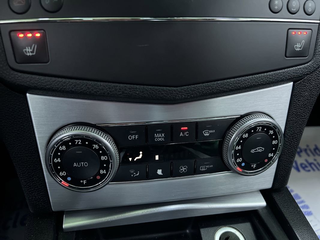 Used 2009 Mercedes-Benz C 300 4MATIC Sedan image 22