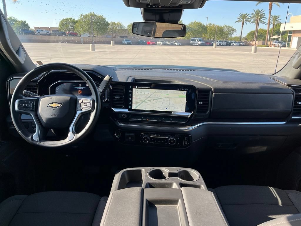 Used 2025 Chevrolet Silverado 1500 LT RWD image 12
