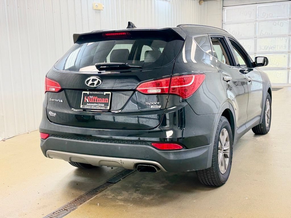 Used 2016 Hyundai Santa Fe Sport w/ Option Group 04 AWD/4WD image 4