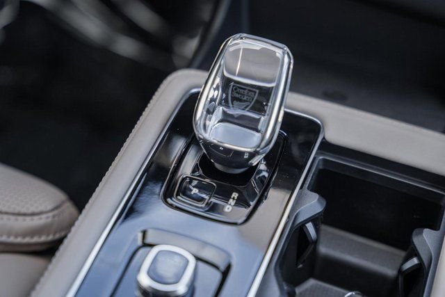 New 2026 Volvo XC90 B6 Ultra image 24