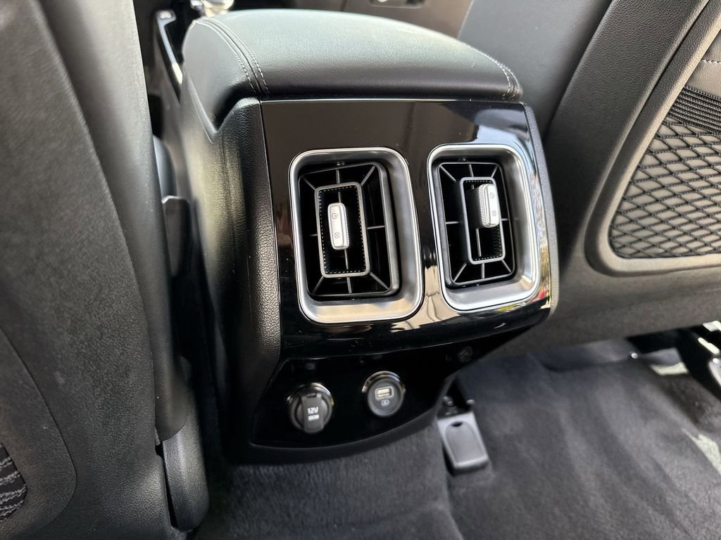 Used 2022 Kia Sorento SX image 38