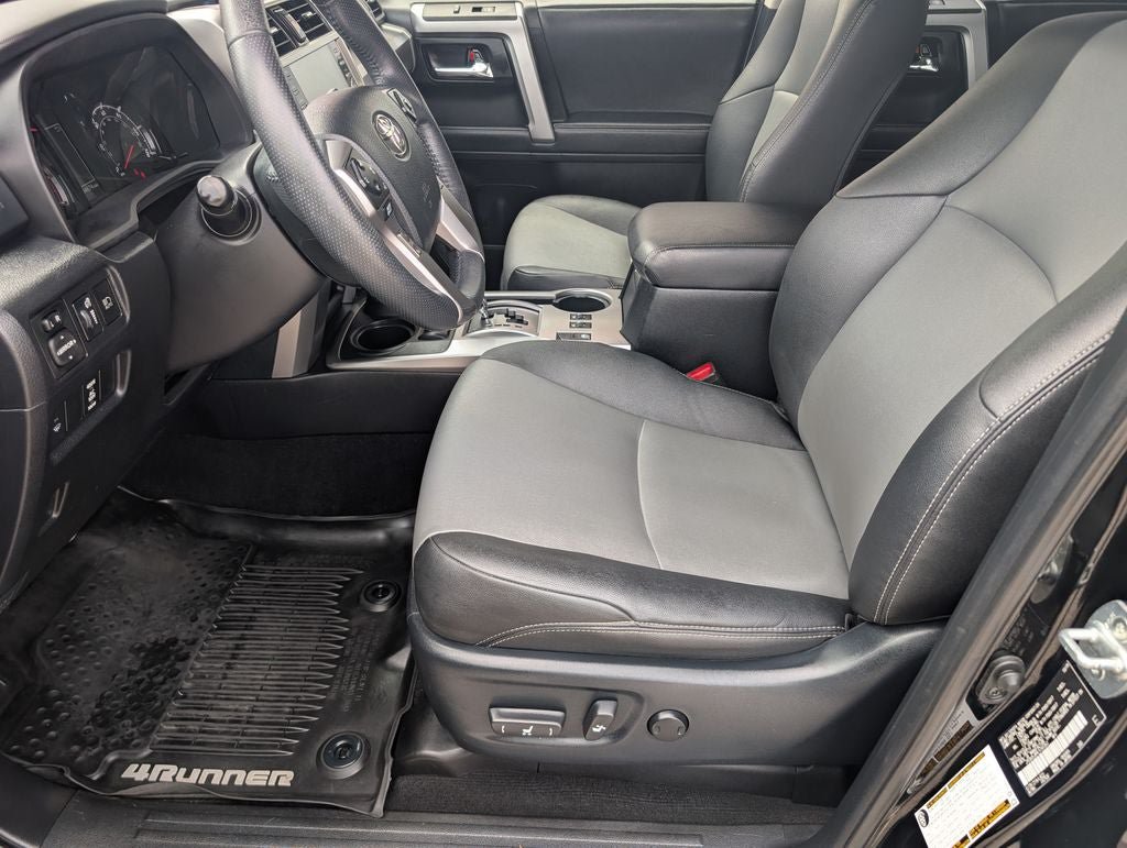 Certified 2020 Toyota 4Runner SR5 Premium w/ Moonroof Package AWD/4WD image 12