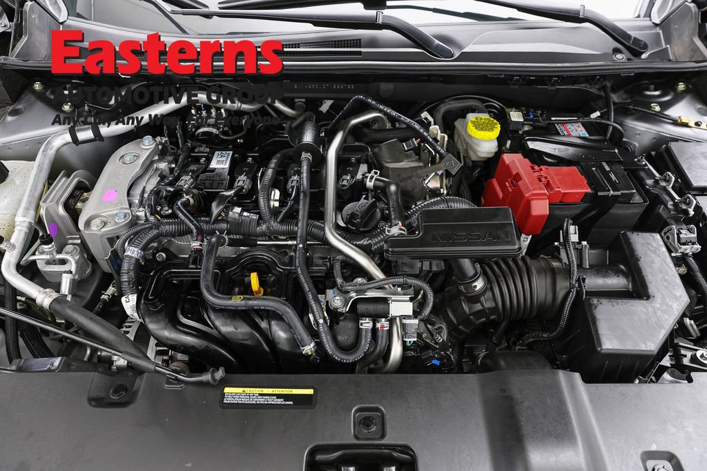 Used 2026 Nissan Sentra SR w/ Floor Mat Package FWD image 7