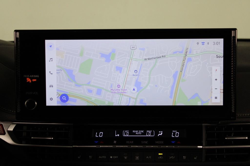 Used 2025 Toyota Sienna Platinum image 7