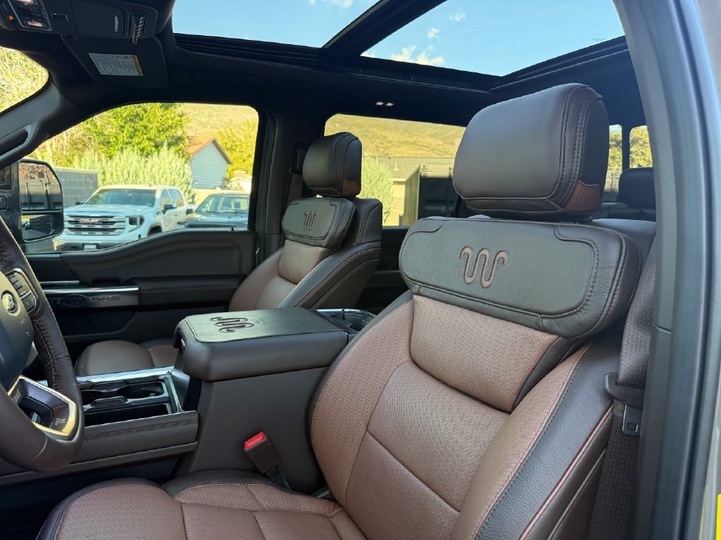Used 2027 Ford F350 King Ranch w/ Tremor Off-Road Package AWD/4WD image 24