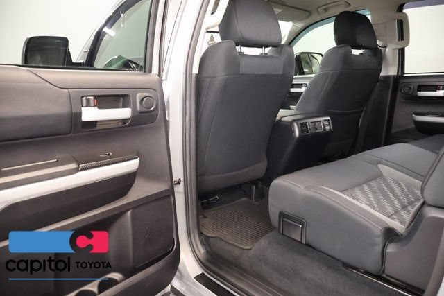 Used 2021 Toyota Tundra SR5 w/ SR5 Upgrade Package AWD/4WD image 28