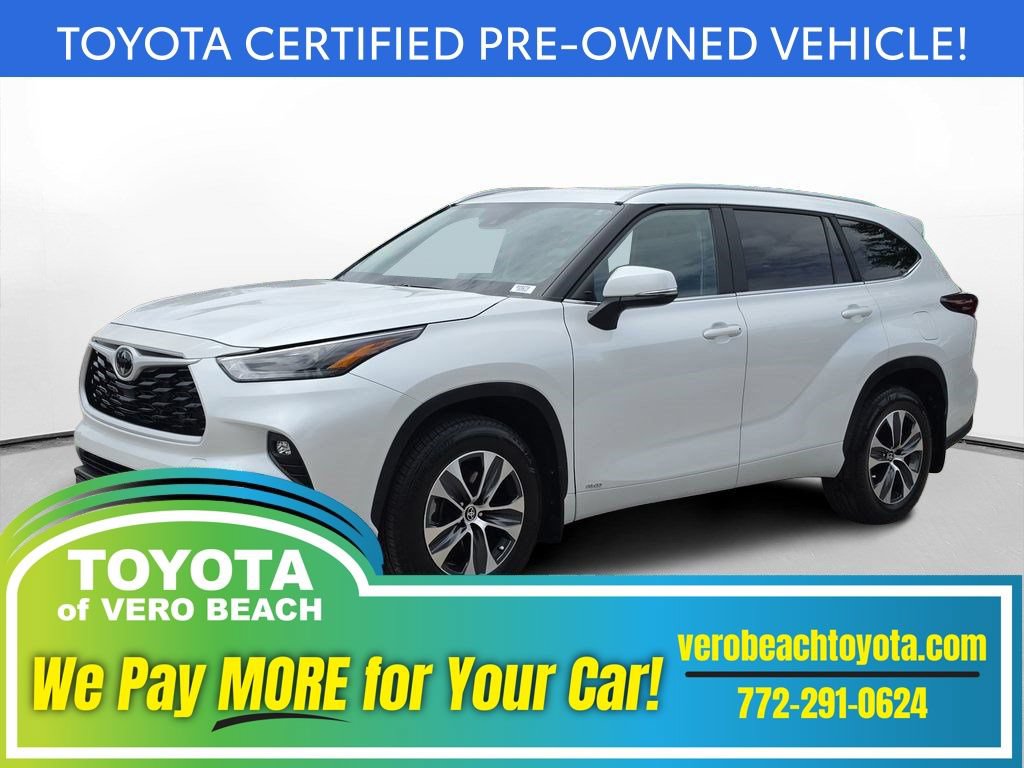 Certified 2026 Toyota Highlander XLE AWD/4WD image 1