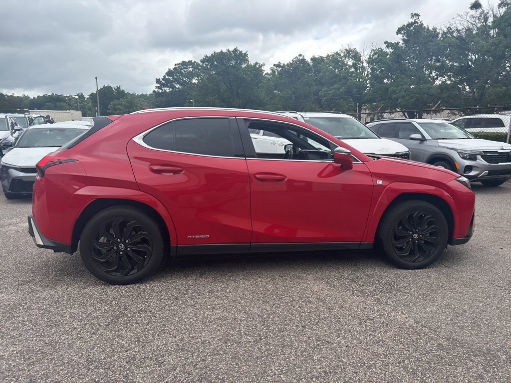 Used 2022 Lexus UX 250h F Sport image 10