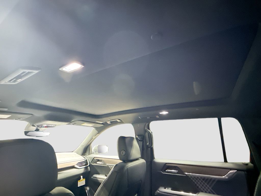 New 2026 GMC Acadia Denali w/ Super Cruise Package image 21